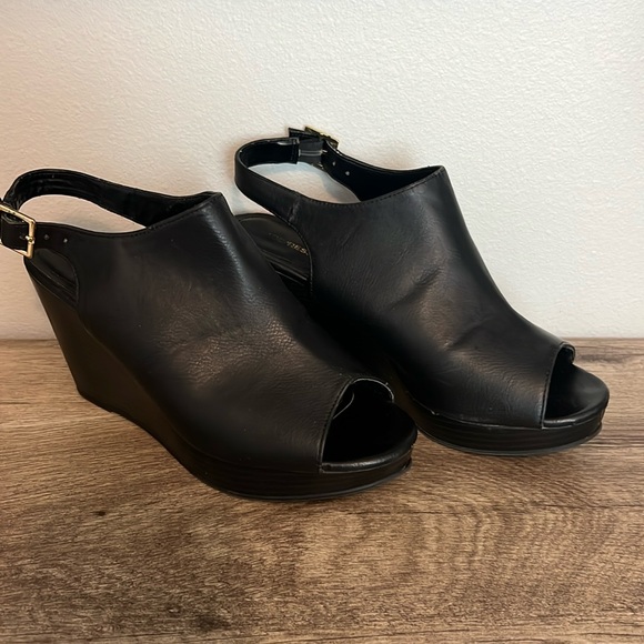 Express Peep Toe Wedges - Picture 1 of 10